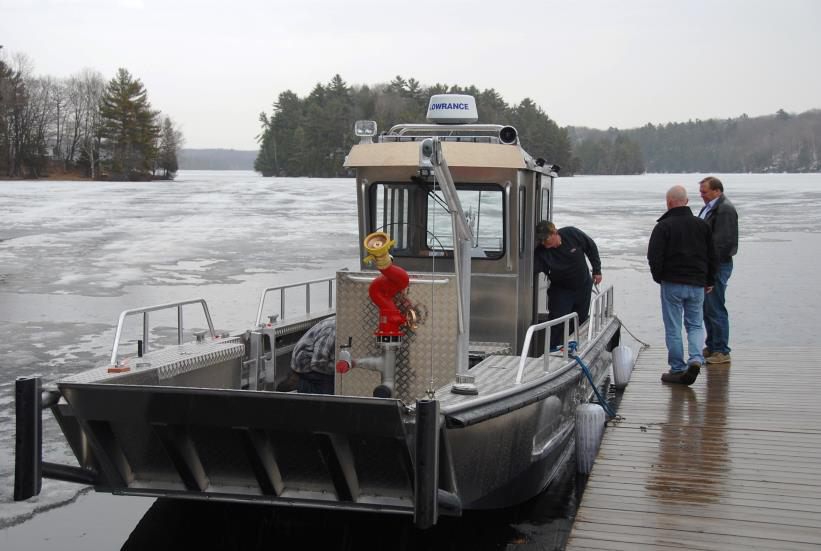 High Speed Aluminum Stanley FireRescue 28 Manufactured by MetalCraft Marine